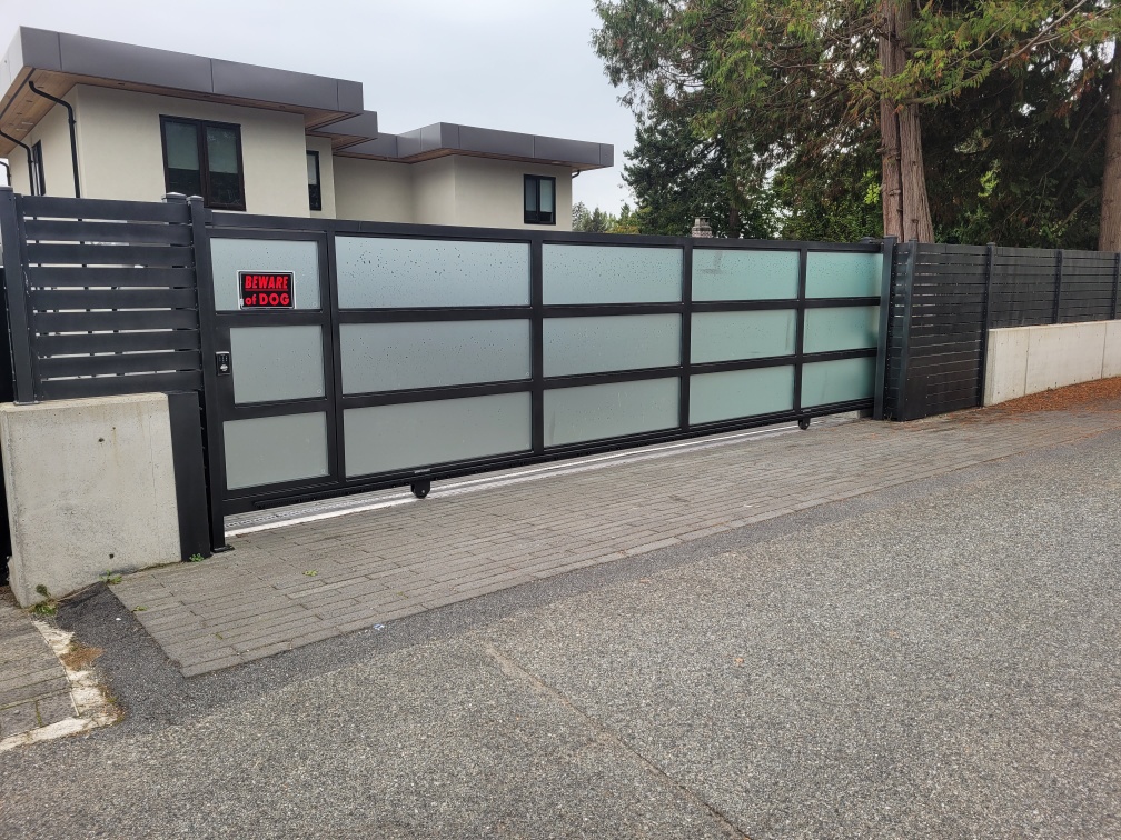 privacy glass aluminum sliding driveway gate